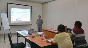 TRAINING TEKNIK PEMETAAN & SURVEY LAPANGAN PADA BIDANG KONSTRUKSI